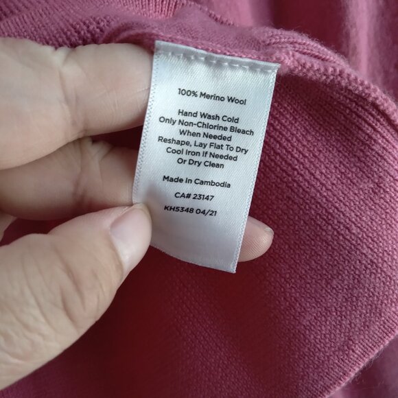 Talbots 100% Pure Merino Wool Pink Sweater with Pearl Button Cuffs - Picture 5 of 5